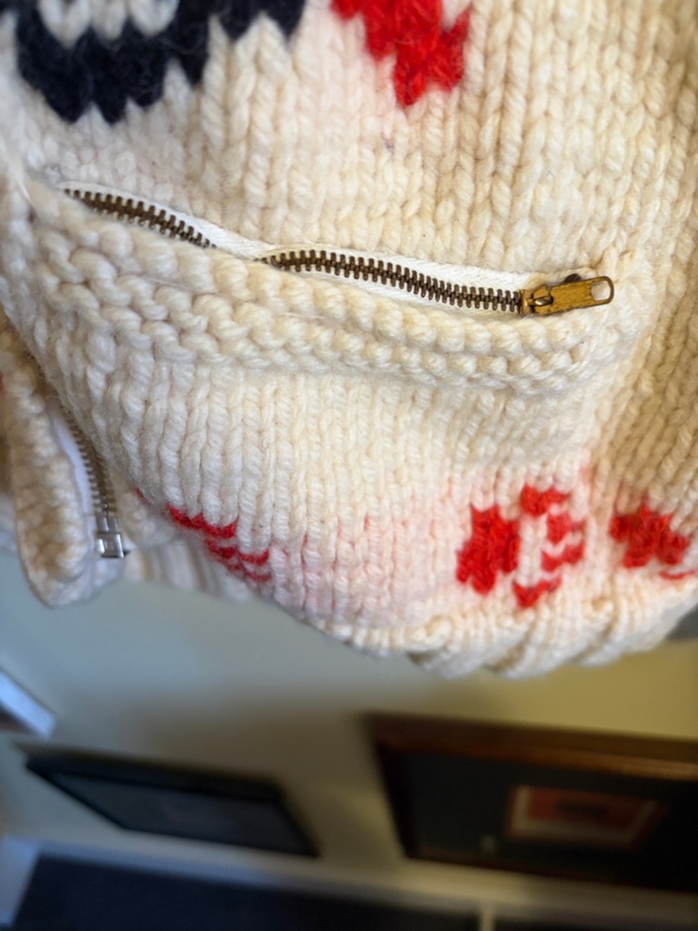 Vintage Mary Maxim Wolf Cowichan Sweater - Picture 7 of 8